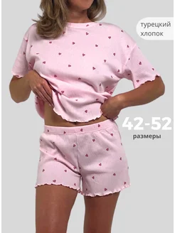 Пижама женская с шортами и футболкой с сердцами